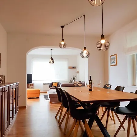 Apartment Russo - Amazing On The Trogir
