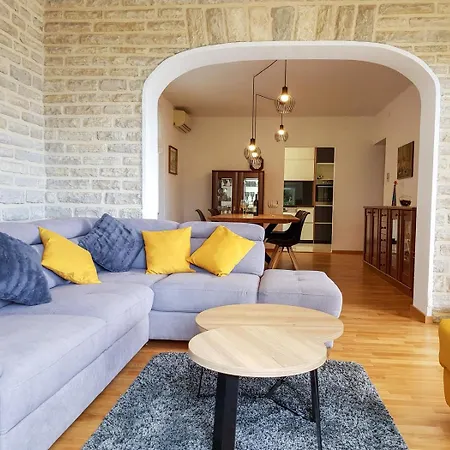 Russo - Amazing On The Apartment Trogir