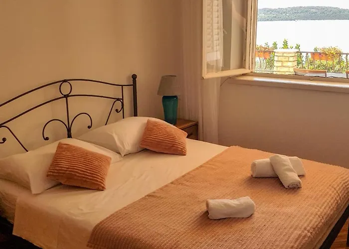 Russo - On The Appartement *